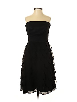 White House Black Market Size 00