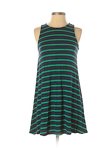 Old Navy Casual Dress (view 1)