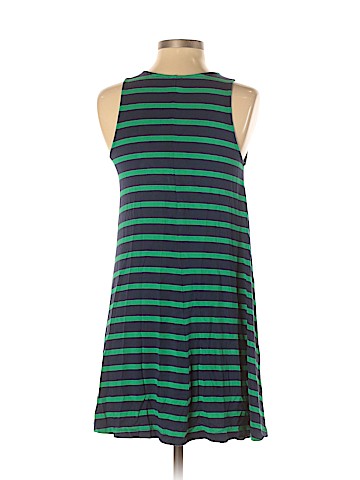 Old Navy Casual Dress (view 2)