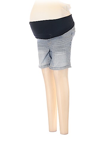 1822 Denim Denim Shorts (view 1)