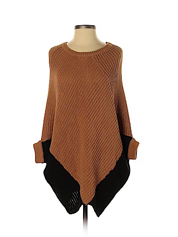 Romeo & Juliet Couture Pullover Sweater (view 1)