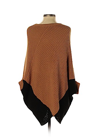 Romeo & Juliet Couture Pullover Sweater (view 2)