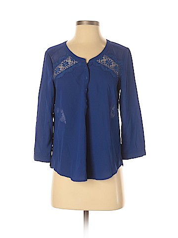 American Eagle Outfitters 3/4 Sleeve Blouse (view 1)