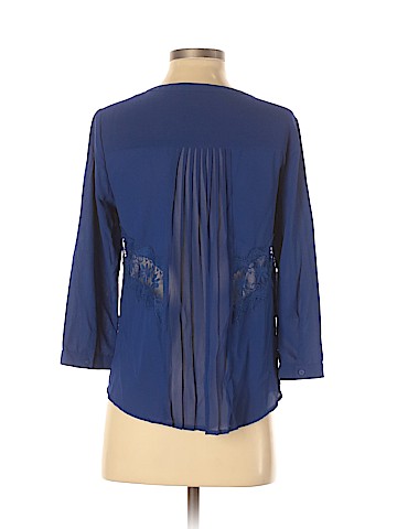 American Eagle Outfitters 3/4 Sleeve Blouse (view 2)