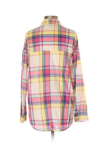 Old Navy Long Sleeve Button-Down Shirt (view 2)