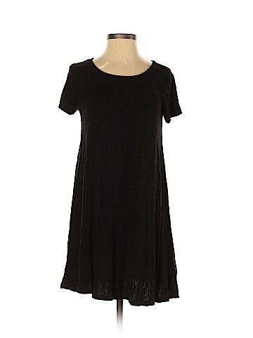 Old Navy Casual Dress (view 1)