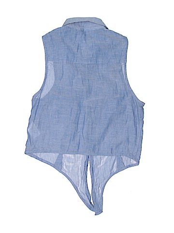 Divided by H&M Sleeveless Button-Down Shirt (view 2)