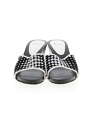 REPORT Heels (view 2)