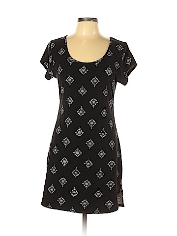 Mudd Casual Dress (view 1)