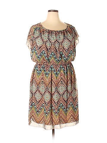 En Focus Casual Dress (view 1)