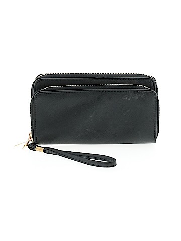 Unbranded Wristlet (view 1)