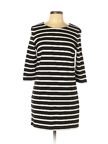 Old Navy Casual Dress (view 1)