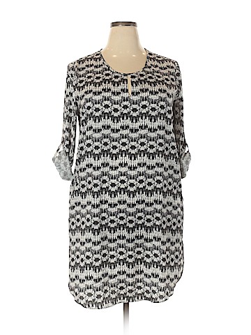 Mossimo Casual Dress (view 1)