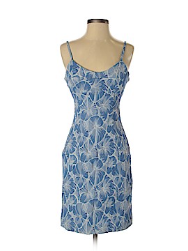 HD in Paris Size 4 Petite