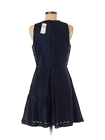 Banana Republic Casual Dress (view 2)