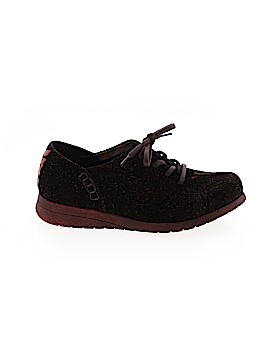 Born Handcrafted Footwear Size 5