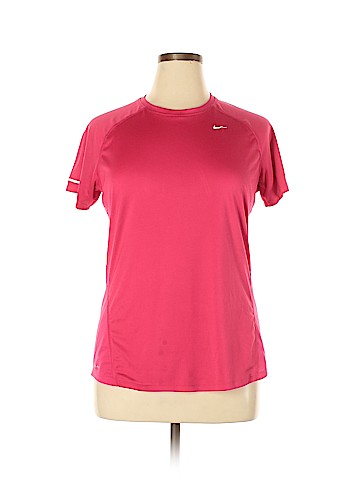 Nike Active T-Shirt (view 1)