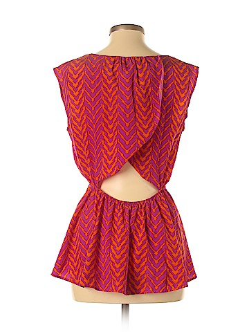 Paper Crane Sleeveless Blouse (view 2)