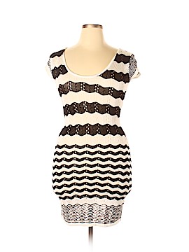 Romeo & Juliet Couture Size Lg