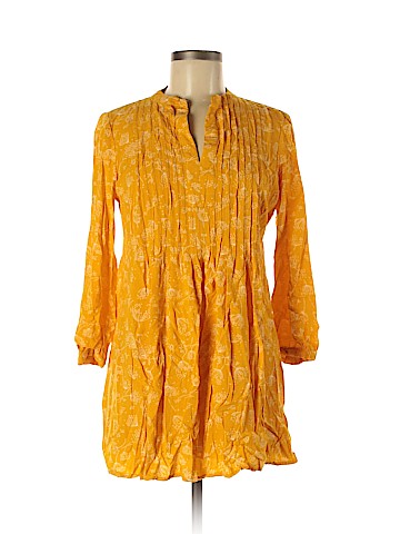 Old Navy 3/4 Sleeve Blouse (view 1)