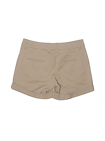 Vince. Khaki Shorts (view 2)