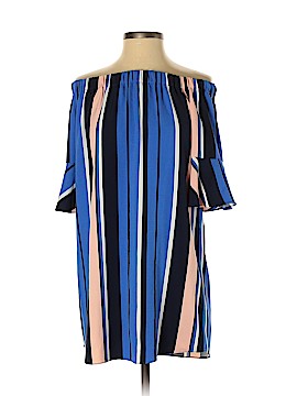 Romeo & Juliet Couture Size Sm