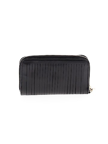 Unbranded Wristlet (view 2)