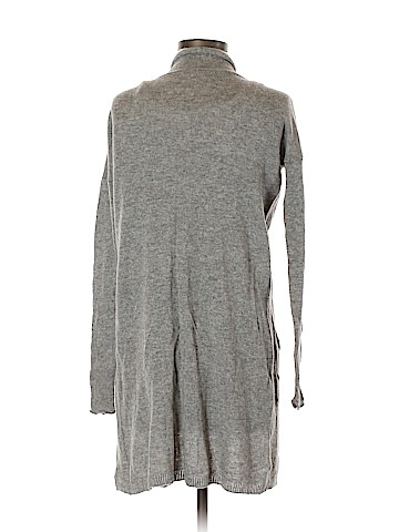 Cuyana Cashmere Cardigan (view 2)