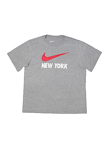 Nike Short Sleeve T-Shirt (view 1)