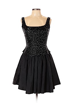 Carmen Marc Valvo Size 10