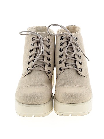 Vagabond Ankle Boots (view 2)