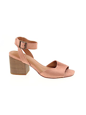 Universal Thread Heels (view 1)