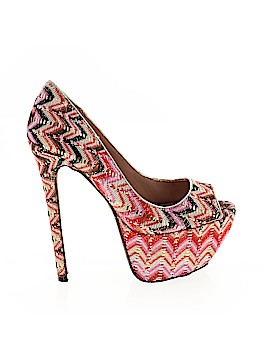 Betsey Johnson Size 6 1/2