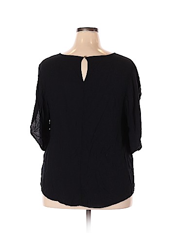Ava & Viv 3/4 Sleeve Blouse (view 2)