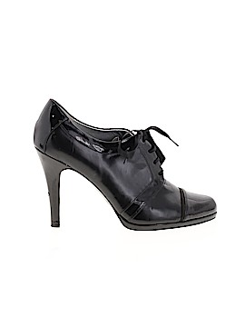 tahari shoes