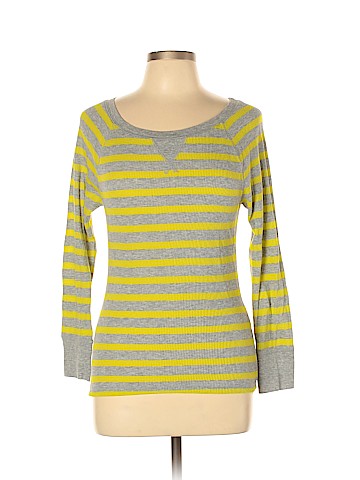 Old Navy Thermal Top (view 1)