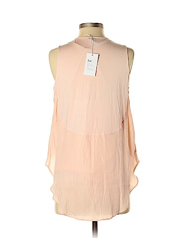 Bae. Sleeveless Blouse (view 2)