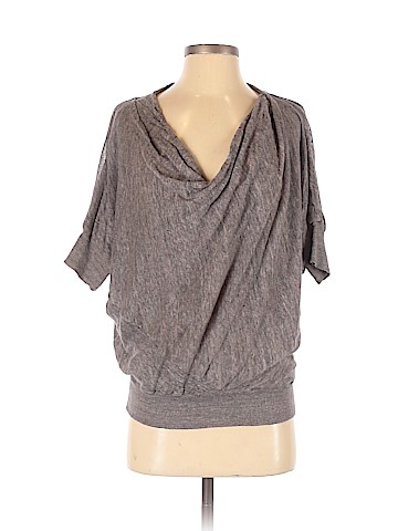 Vince. Short Sleeve Top (view 1)