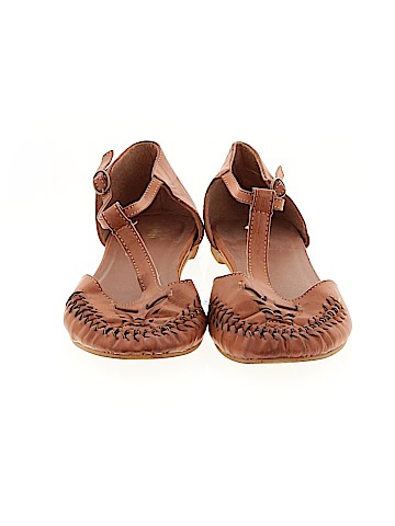 Quinn Flats (view 2)