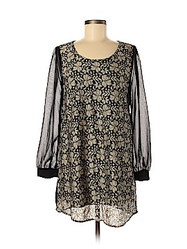 Charming Charlie Size Med