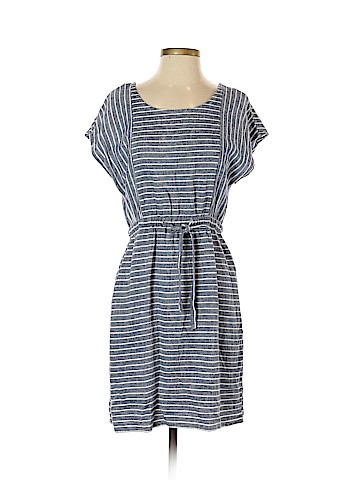 Old Navy Casual Dress (view 1)