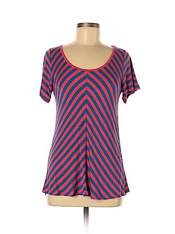Lularoe Short Sleeve T-Shirt (view 1)