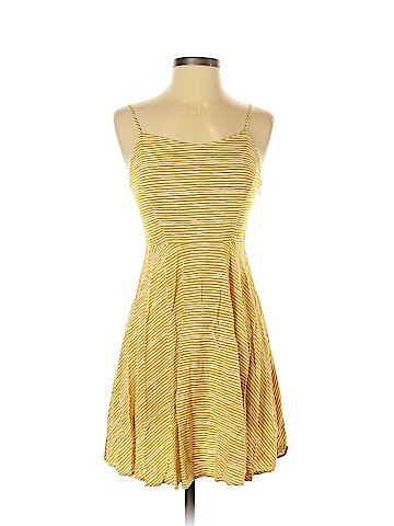 Old Navy Casual Dress (view 1)