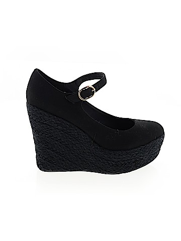 Susi Wedges (view 1)