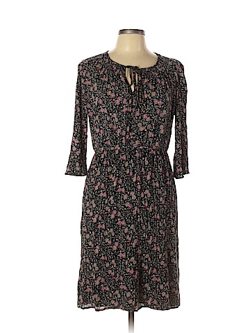 Old Navy Casual Dress (view 1)