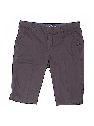 Vince. Khaki Shorts (view 1)