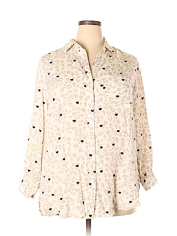 Velvet Heart 3/4 Sleeve Button-Down Shirt (view 1)