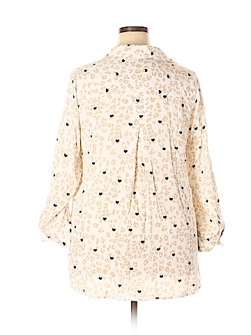 Velvet Heart 3/4 Sleeve Button-Down Shirt (view 2)