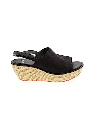 Camper Wedges (view 1)