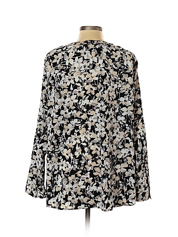 Croft & Barrow Long Sleeve Blouse (view 2)